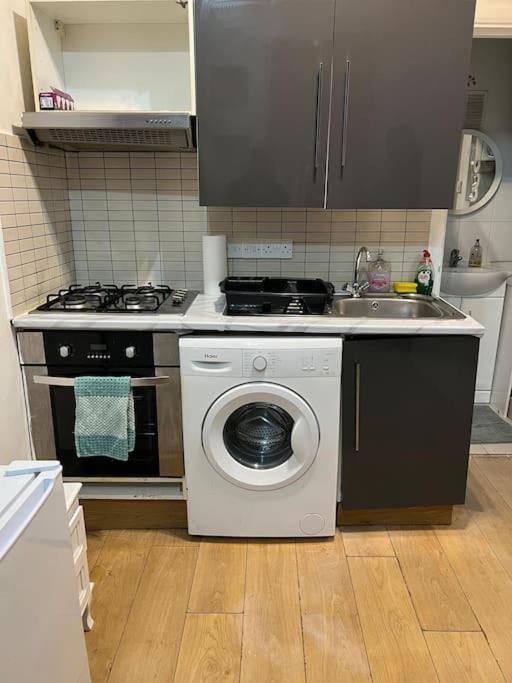 Studio Flat In Central London-Paddington Exterior photo