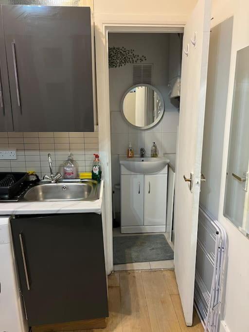 Studio Flat In Central London-Paddington Exterior photo
